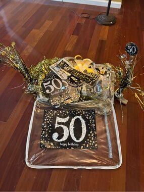 50th Birthday Party Decoration Kit - Black and Gold
